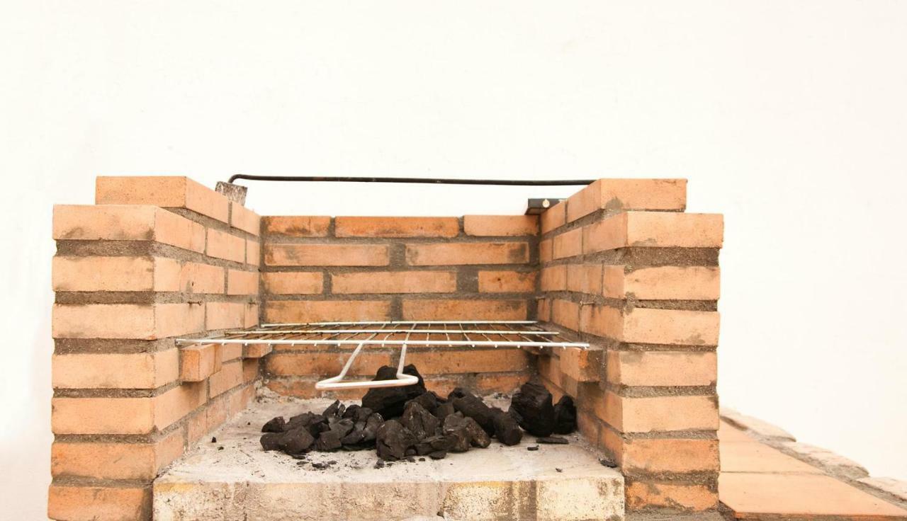 Vivienda Rural El Mirador De Enix Villa Kültér fotó