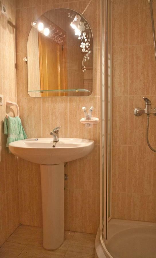 Vivienda Rural El Mirador De Enix Villa Kültér fotó